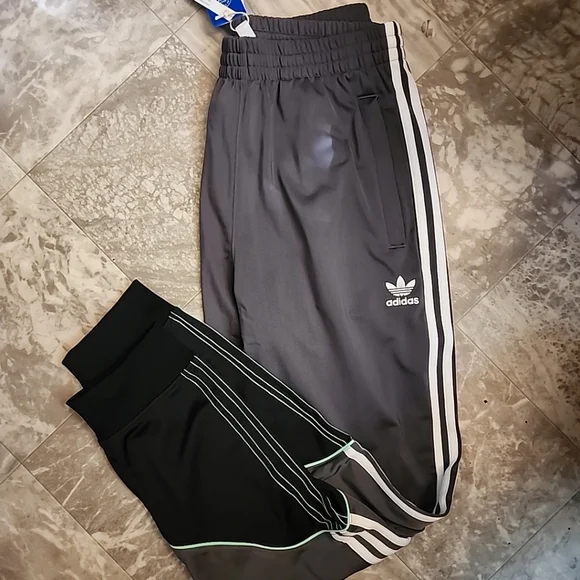 adidas gazelle silver green womens adidas Originals Superstar Pack Shorts - Black main image 0